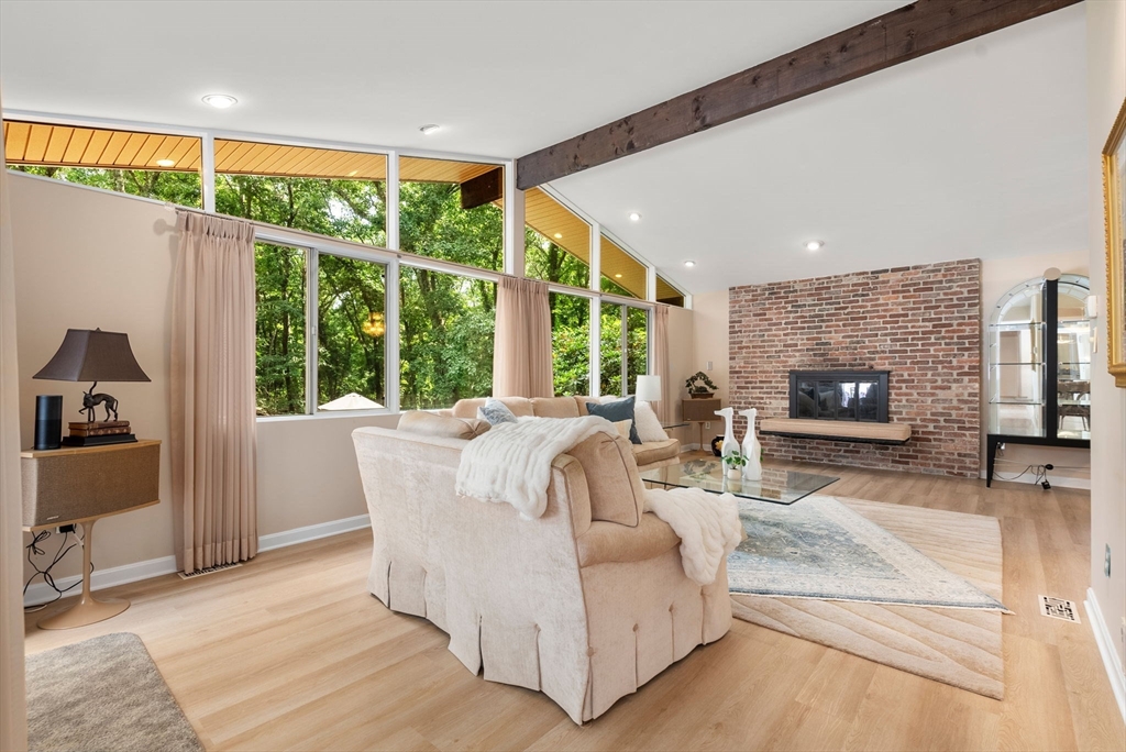 9 Indian Ridge Road Natick, MA 01760 - Photo 5 of 29 Gallery Image 5