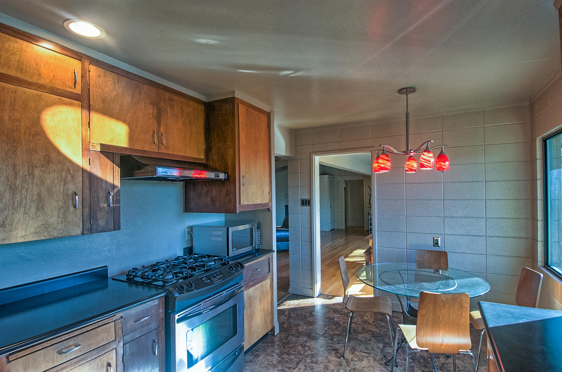 1635 Barbara Road Redding, CA 96003 - Photo 12 of 27 barbara-113