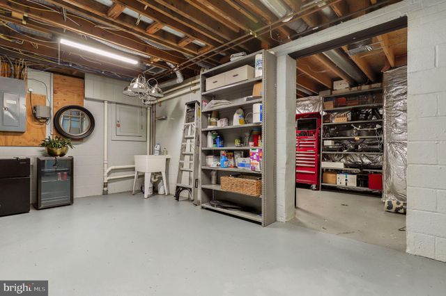 $1,850,000 | 6921 Ayr Lane, Bethesda, MD 20817