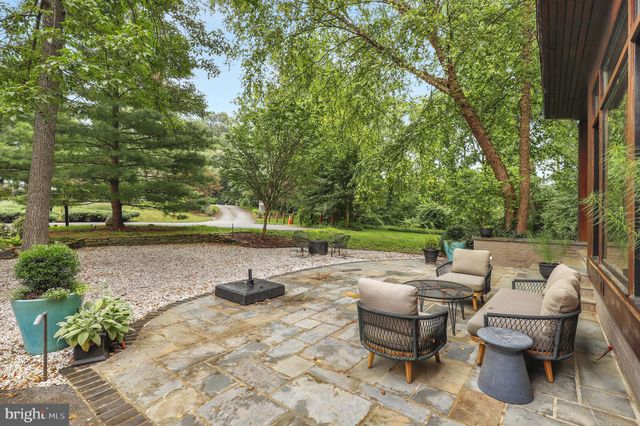 $1,850,000 | 6921 Ayr Lane, Bethesda, MD 20817