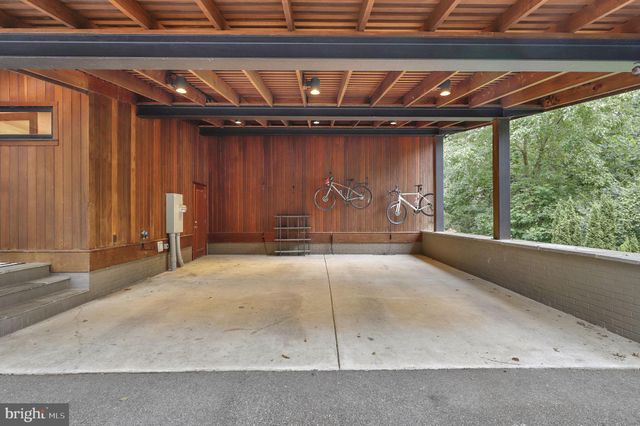 $1,850,000 | 6921 Ayr Lane, Bethesda, MD 20817