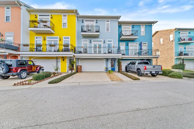 $330,000 | 5 Oak Alley Lane, Long Beach, MS 39560