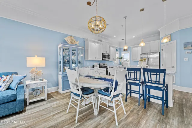 $330,000 | 5 Oak Alley Lane, Long Beach, MS 39560