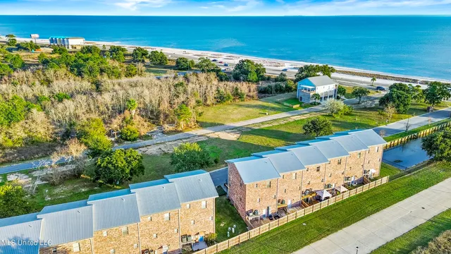 $330,000 | 5 Oak Alley Lane, Long Beach, MS 39560