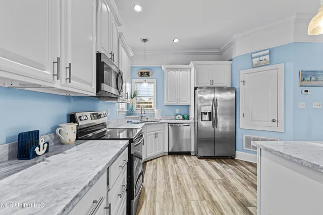 $330,000 | 5 Oak Alley Lane, Long Beach, MS 39560