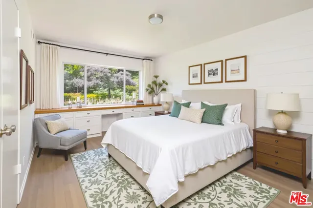 $2,800,000 | 1053 Maroney Lane, Pacific Palisades, CA 90272