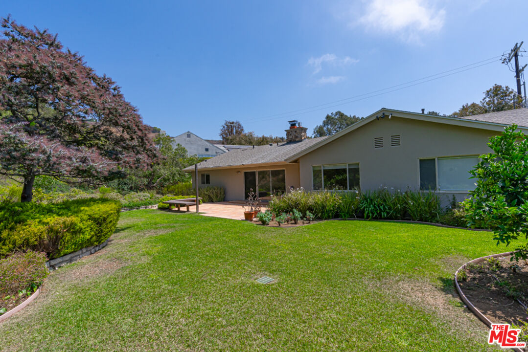 1053 Maroney Lane Pacific Palisades, CA 90272 - Photo 23 of 23