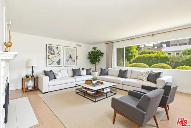 $2,800,000 | 1053 Maroney Lane, Pacific Palisades, CA 90272