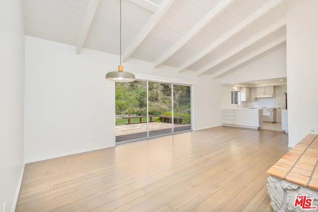 $2,800,000 | 1053 Maroney Lane, Pacific Palisades, CA 90272