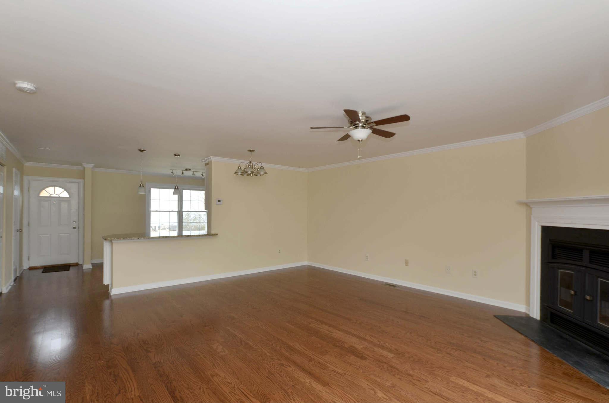 9 Offspring Court Perry Hall, MD 21128 - Photo 2 of 30 Living Room