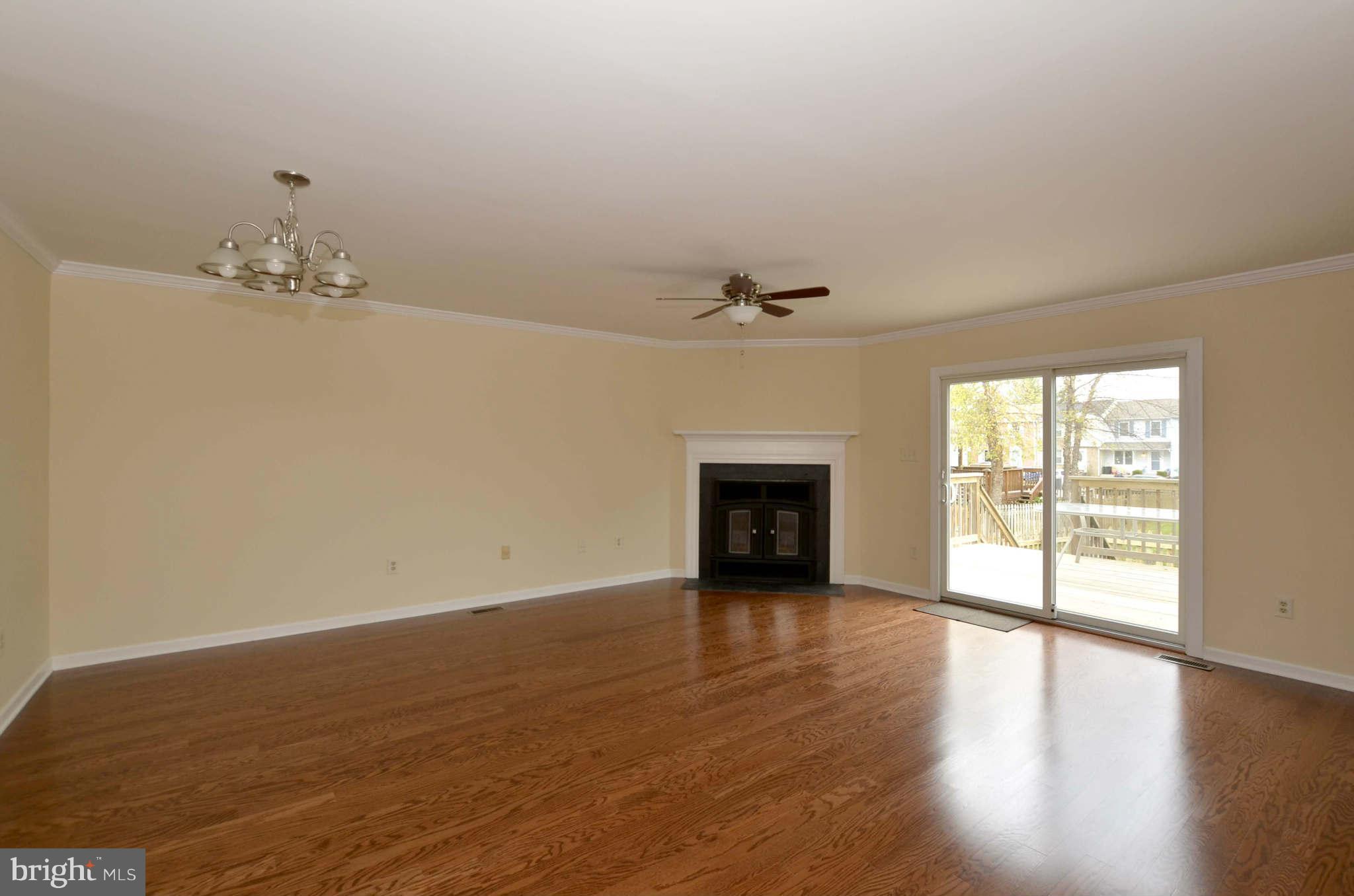 9 Offspring Court Perry Hall, MD 21128 - Photo 3 of 30 Living Room