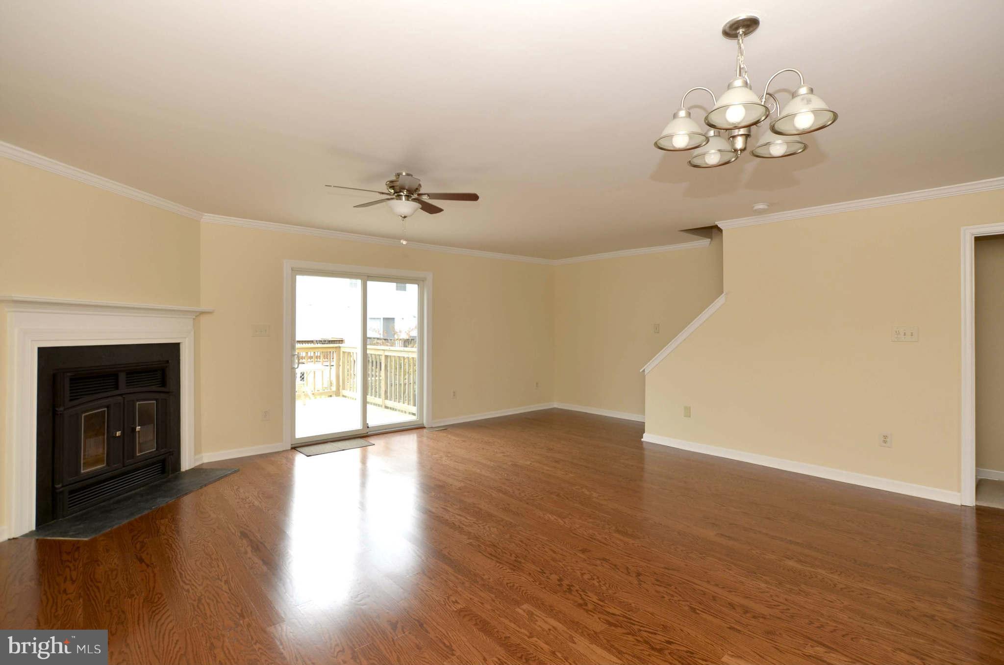 9 Offspring Court Perry Hall, MD 21128 - Photo 4 of 30 Living Room