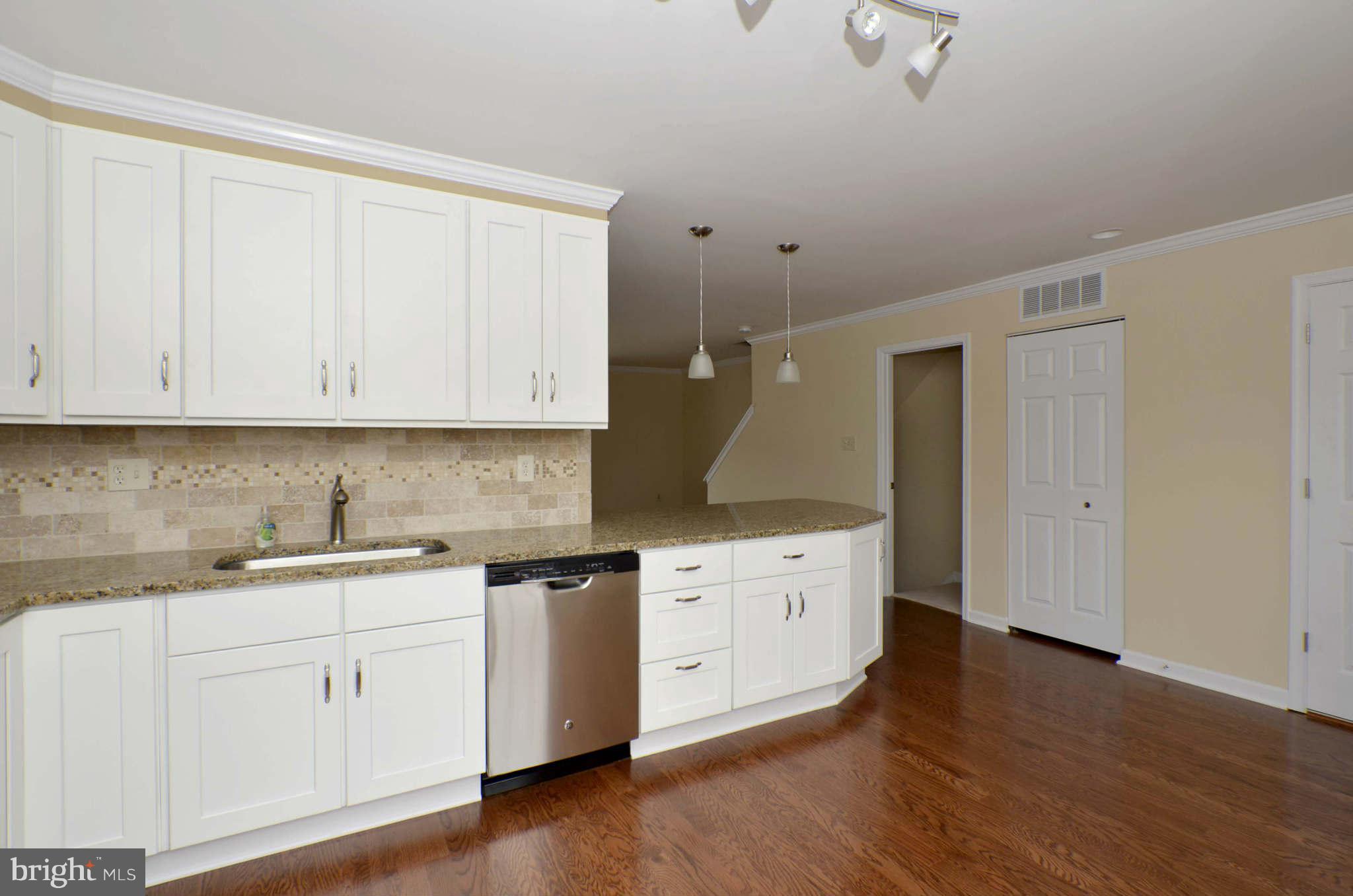 9 Offspring Court Perry Hall, MD 21128 - Photo 7 of 30 Kitchen
