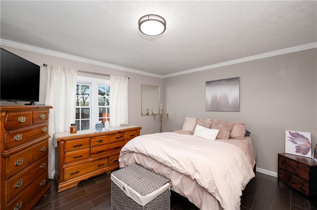 431 Sunset Drive Butler, PA 16001 - Photo 16 of 28 Main Level