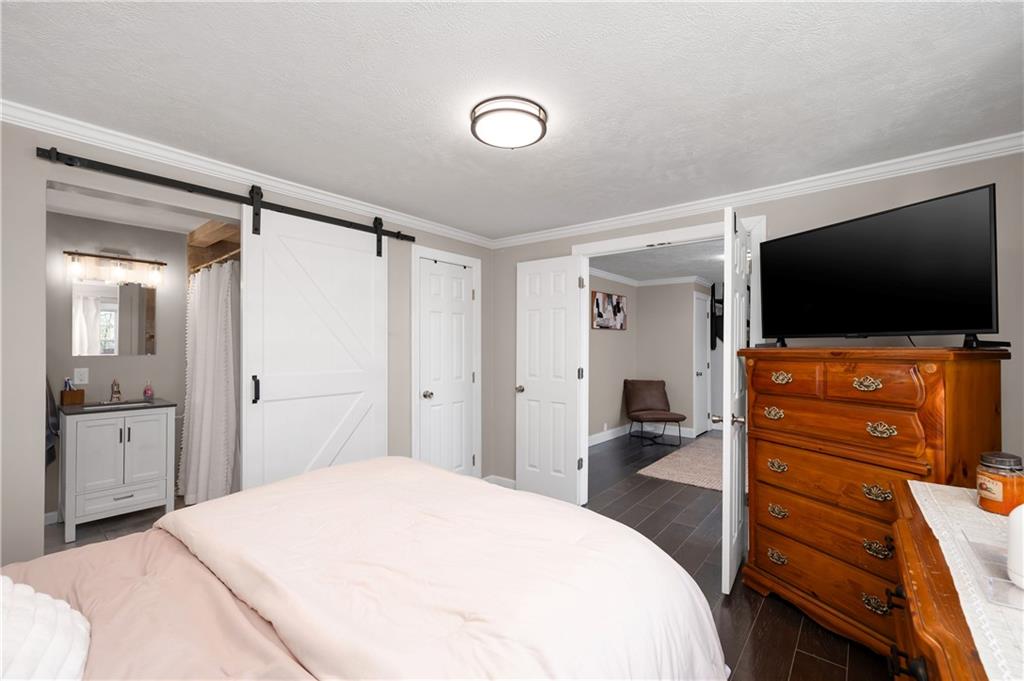 431 Sunset Drive Butler, PA 16001 - Photo 17 of 28 Main Level