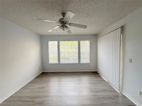 $128,000 | 1025 South Hiawassee Road, Unit 2216, Orlando, FL 32835