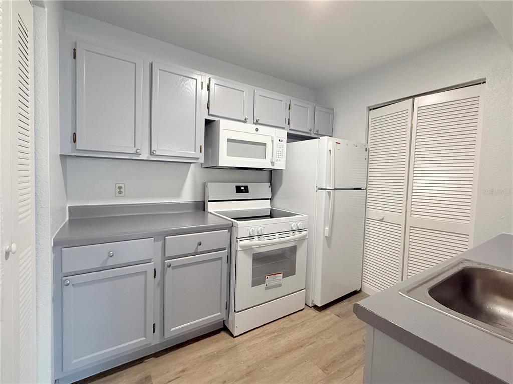 1025 South Hiawassee Road, Unit 2216 Orlando, FL 32835 - Photo 8 of 29