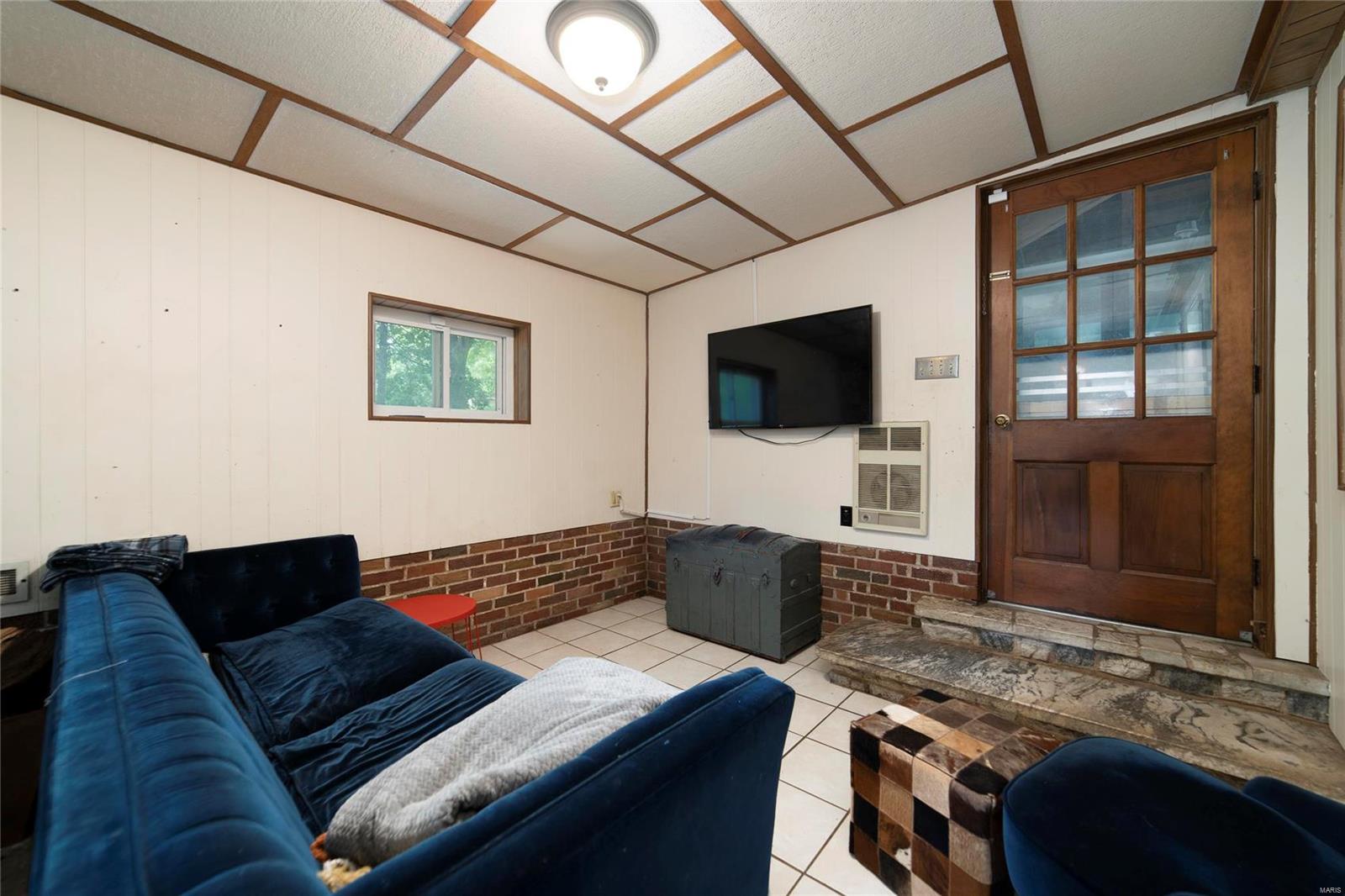 310 Cliff Cave Road St. Louis, MO 63129 - Photo 12 of 39