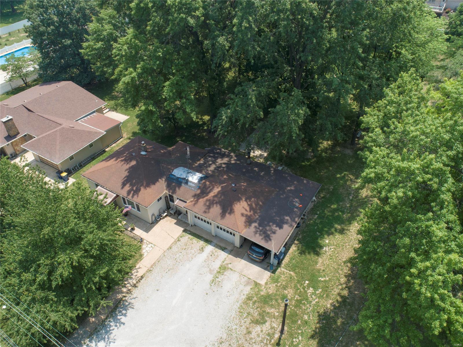 310 Cliff Cave Road St. Louis, MO 63129 - Photo 24 of 39