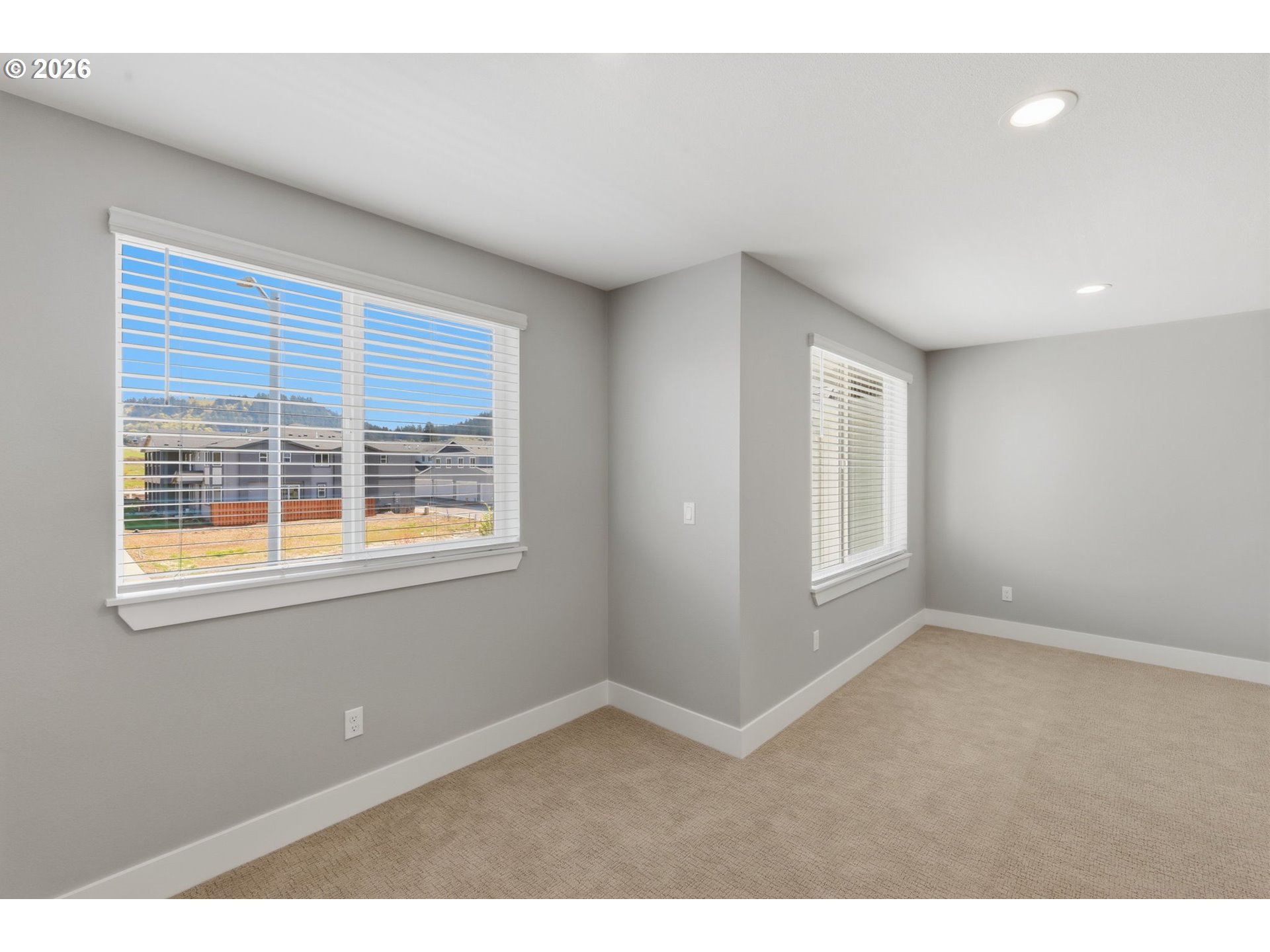 4003 Southwest Royal Avenue Gresham, OR 97080 - Photo 28 of 48