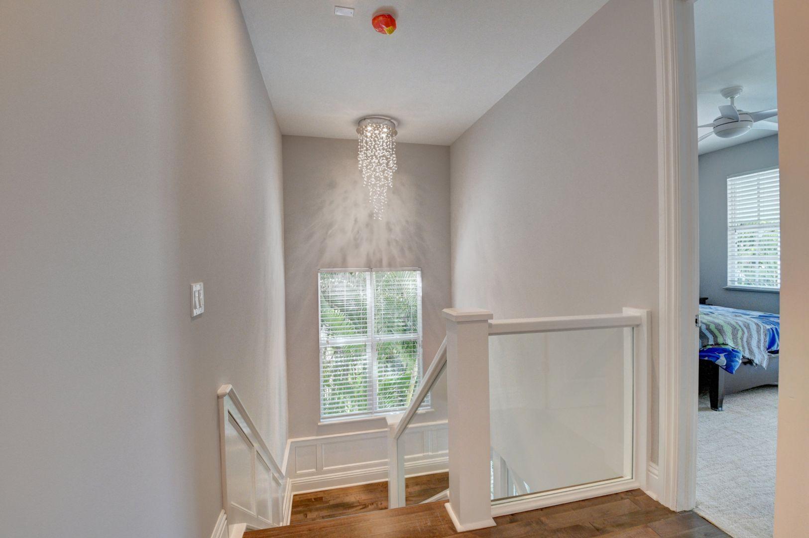 211 Northwest 10th Street Boca Raton, FL 33432 - Photo 16 of 43 Staircase