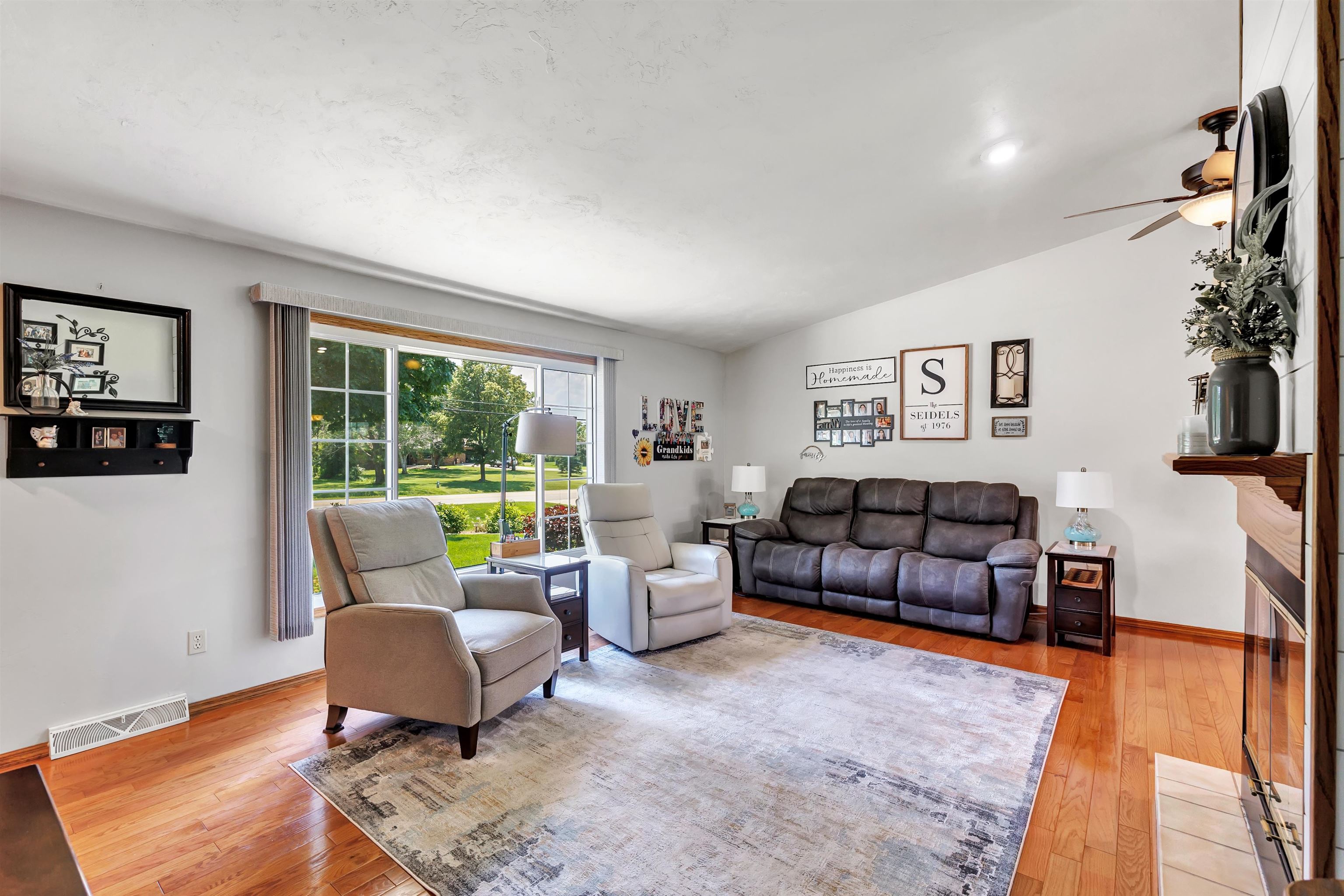 3659 VanLaanen Road Green Bay, WI 54311 - Photo 10 of 50