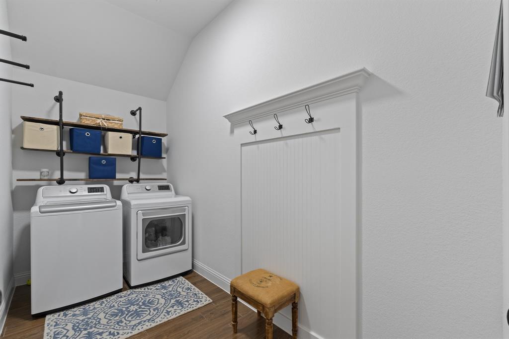 103 Nolan Riv Run Godley, TX 76044 - Photo 20 of 33 Gallery Image 20