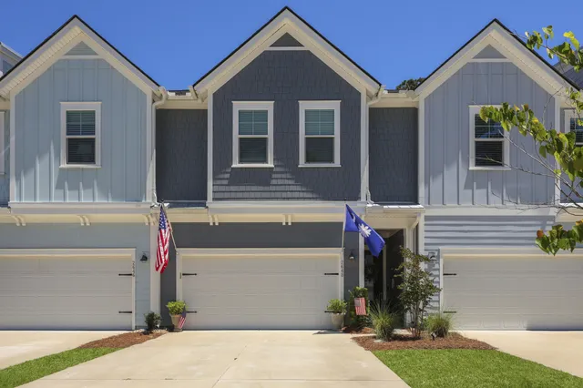 $699,900 | 2648 Balena Dr Mount, Mount Pleasant, SC 29466