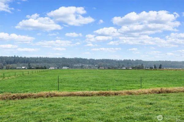 $3,000 | 11629 58th Drive Northeast, Marysville, WA 98271