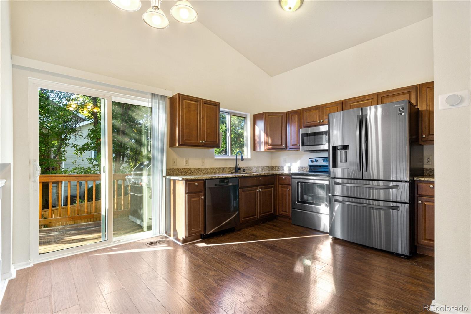 6873 Amherst Court Highlands Ranch, CO 80130 - Photo 14 of 31 Gallery Image 14