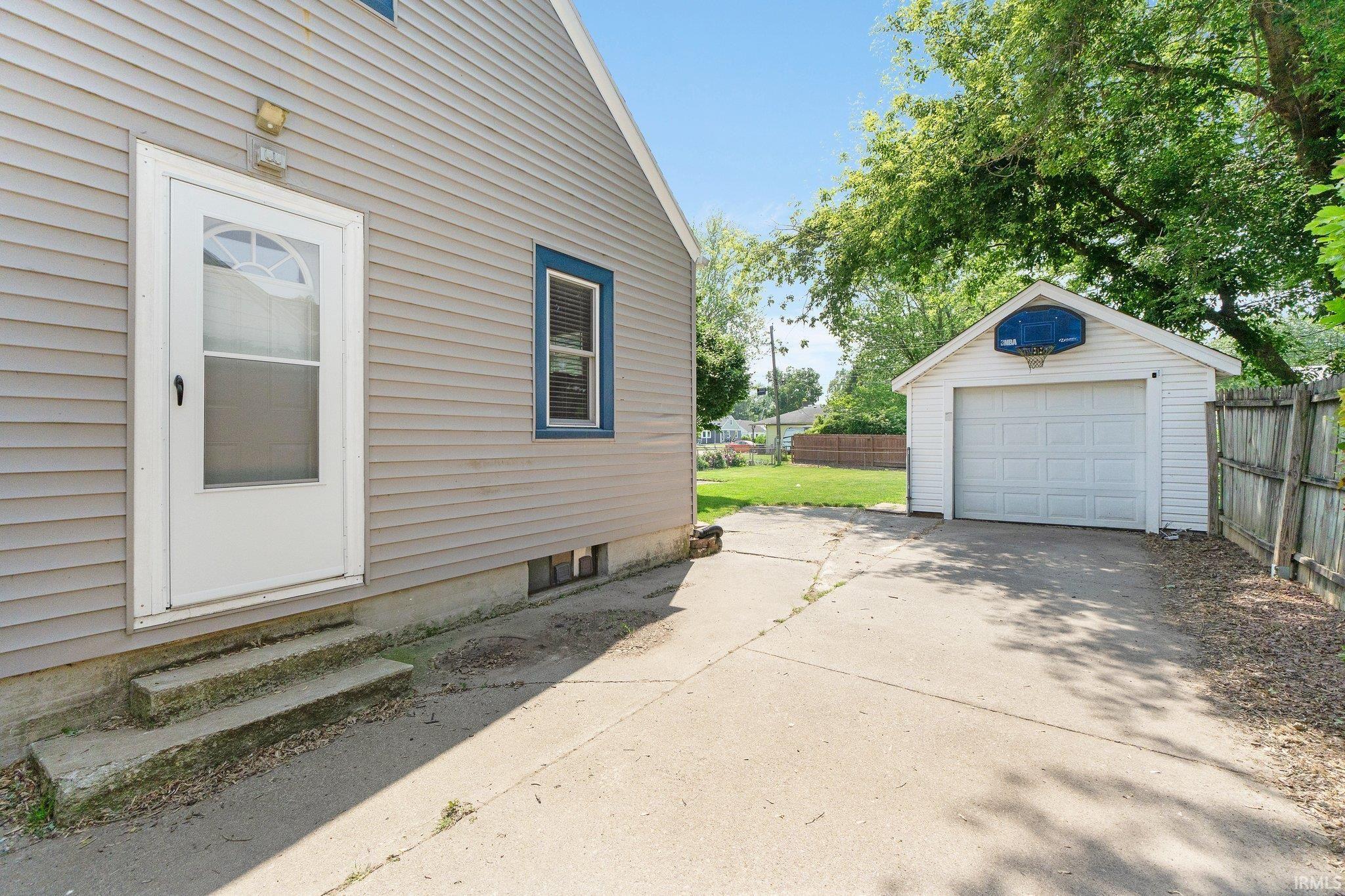 6512 Old Trail Road Fort Wayne, IN 46809 - Photo 32 of 36 Gallery Image 32