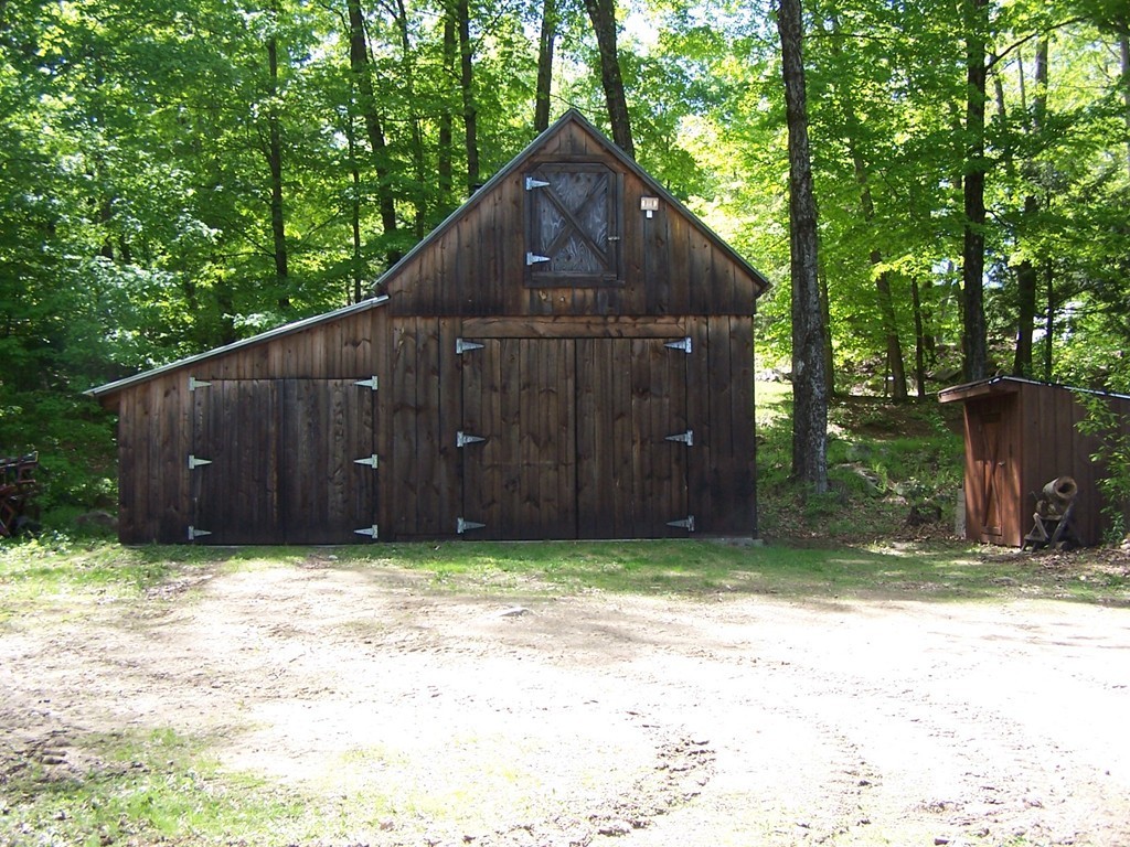 995 Willis Road Phillipston, MA 01331 - Photo 3 of 30