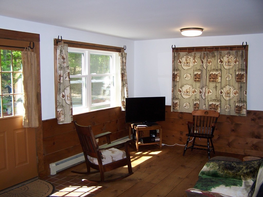 995 Willis Road Phillipston, MA 01331 - Photo 7 of 30