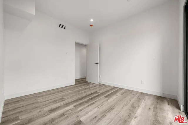 $6,995 | 1920 South Sherbourne Drive, Unit 1920 & 1/2, Los Angeles, CA 90034