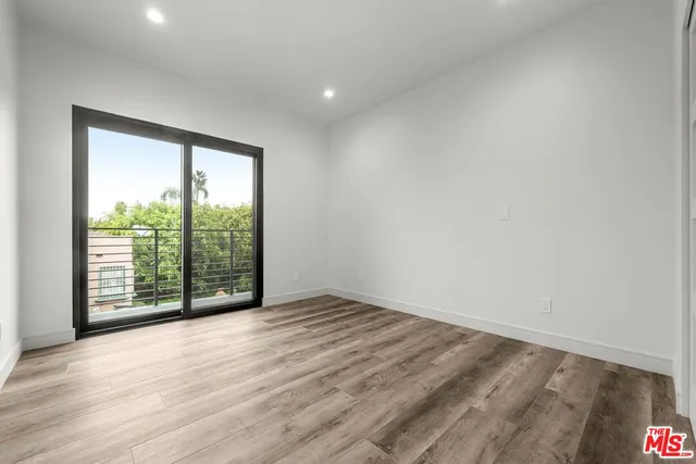 $6,995 | 1920 South Sherbourne Drive, Unit 1920 & 1/2, Los Angeles, CA 90034