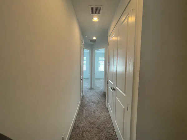 $4,700 | 8086 Hobbes Way, Palm Beach Gardens, FL 33418