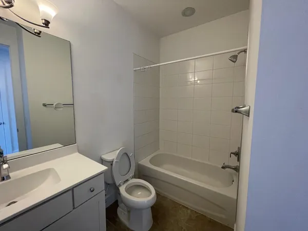 $4,700 | 8086 Hobbes Way, Palm Beach Gardens, FL 33418