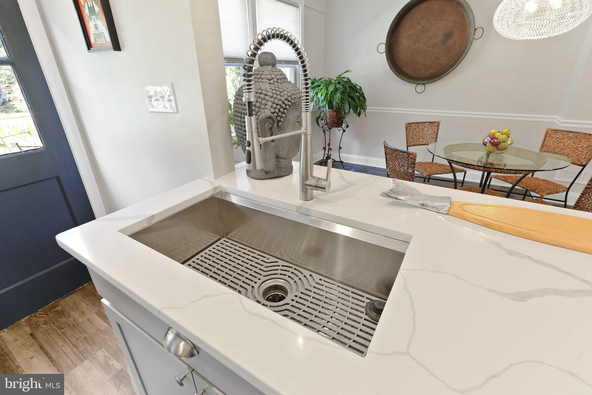 518 Random Road Baltimore, MD 21229 - Photo 20 of 56