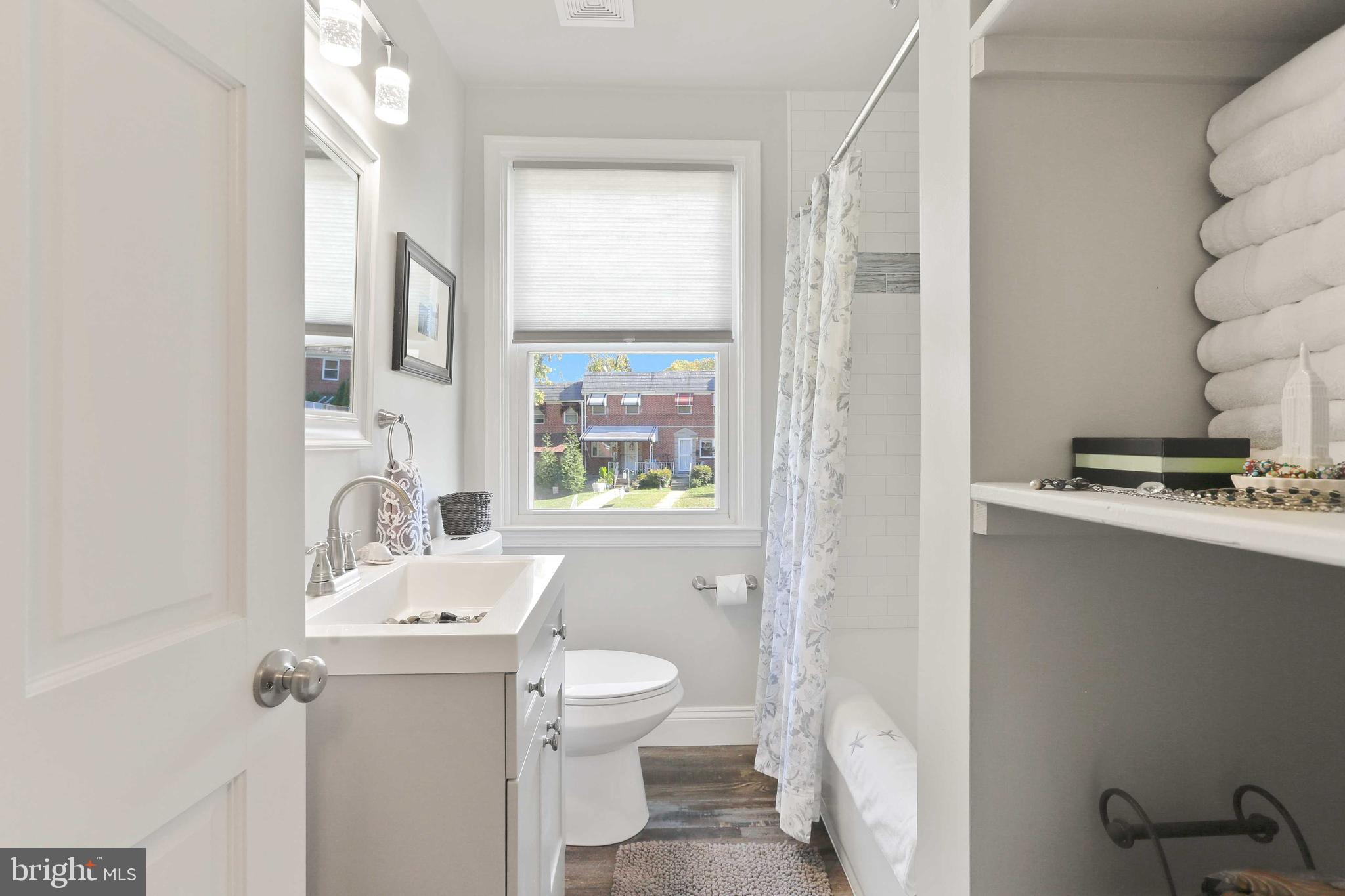 518 Random Road Baltimore, MD 21229 - Photo 26 of 56 Built-in shelving storage