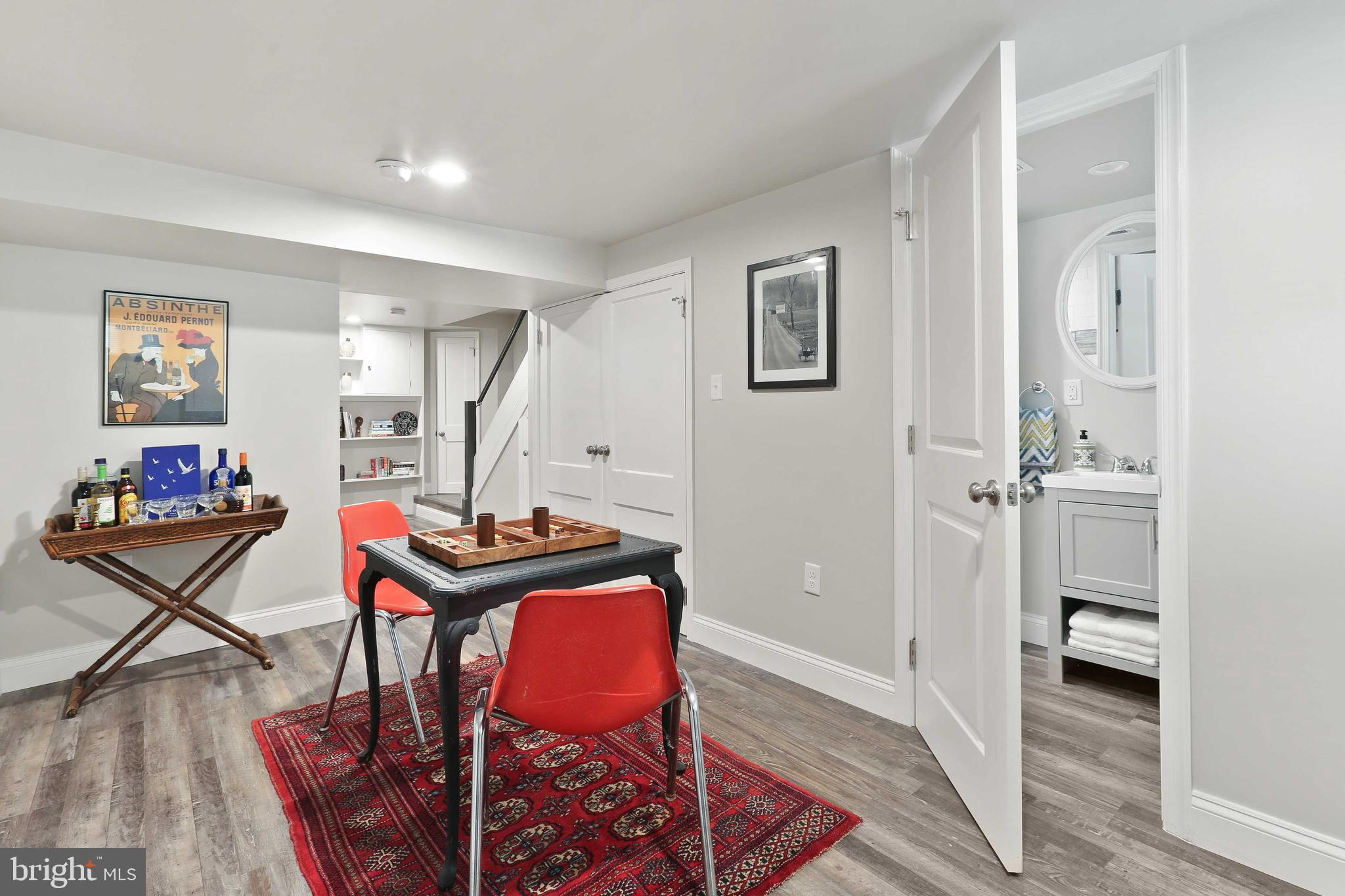 518 Random Road Baltimore, MD 21229 - Photo 39 of 56 Easy access to FULL BATH