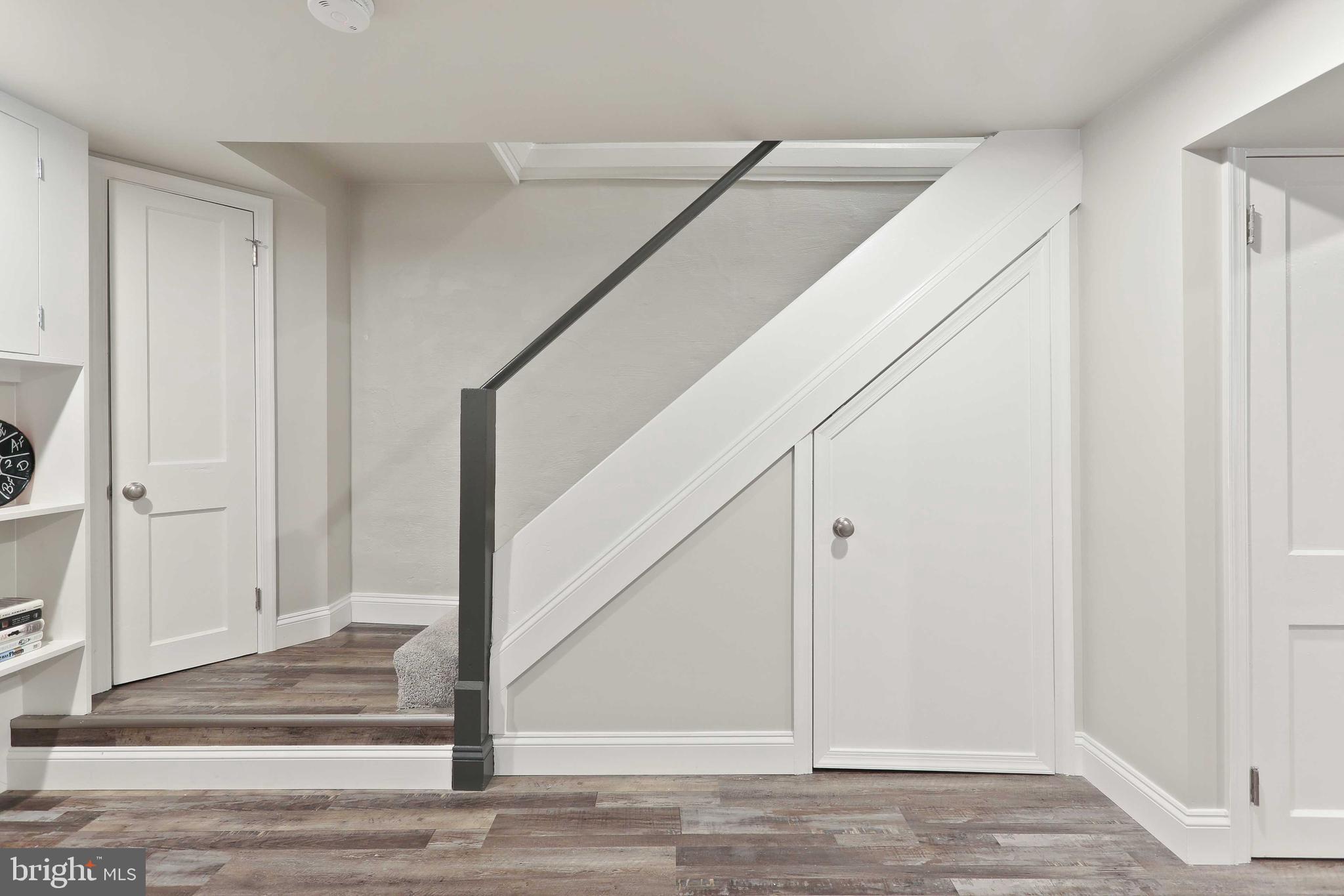 518 Random Road Baltimore, MD 21229 - Photo 45 of 56 Entrance to family room