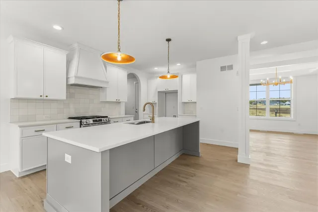 $599,900 | 1401 Ravenwood Drive, Mahomet, IL 61853