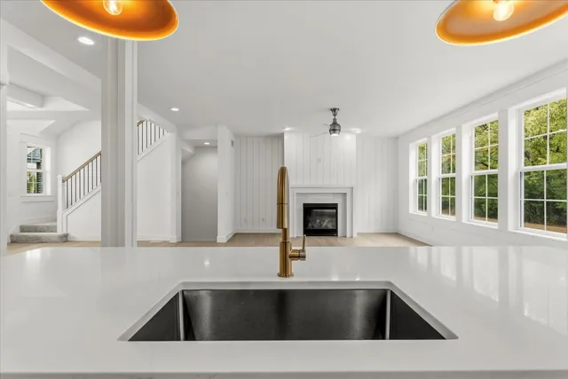 $599,900 | 1401 Ravenwood Drive, Mahomet, IL 61853