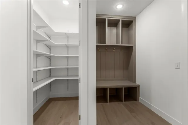 $599,900 | 1401 Ravenwood Drive, Mahomet, IL 61853