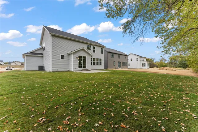 $599,900 | 1401 Ravenwood Drive, Mahomet, IL 61853