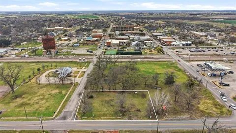 $995,000 | 212 East Walnut Street, Celina, TX 75009