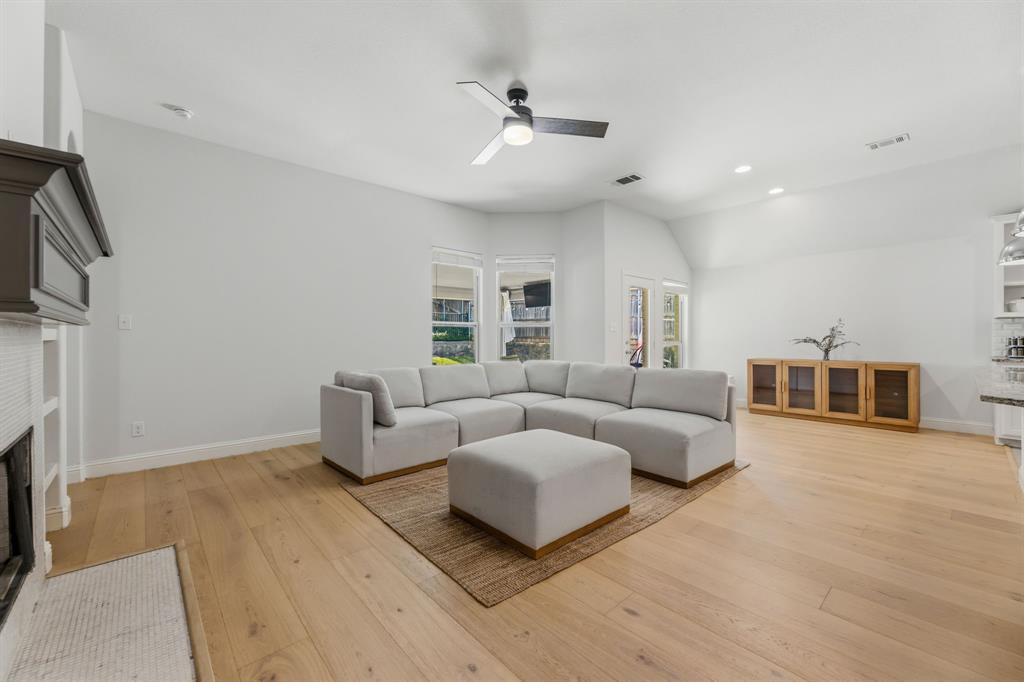 505 Inwood Street Benbrook, TX 76126 - Photo 24 of 39