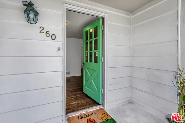 $1,895,000 | 260 North Bundy Drive, Los Angeles, CA 90049