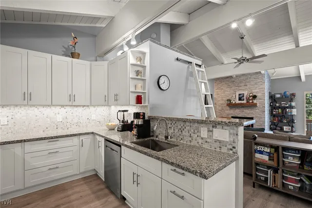 $1,149,000 | 830 Oriole Way, Unit 7, Incline Village, NV 89451