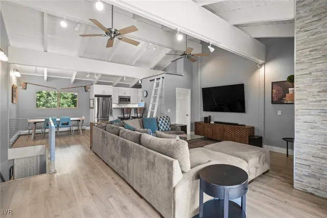 $1,149,000 | 830 Oriole Way, Unit 7, Incline Village, NV 89451